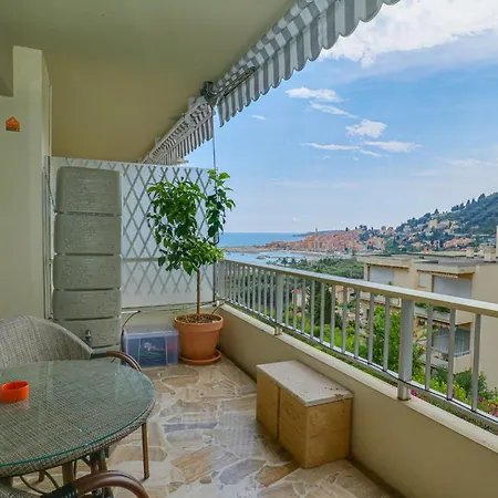 « La Grande » Vue Mer, Piscine Apartament *