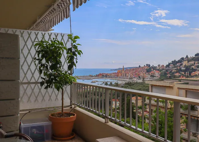 « La Grande » Vue Mer, Piscine Lejlighed