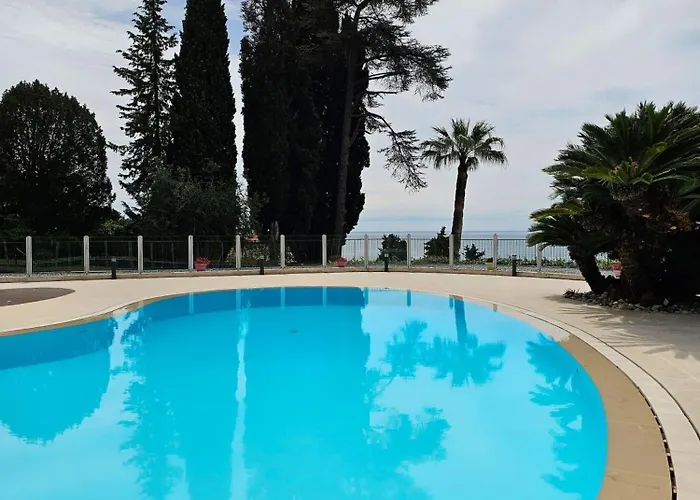Lejlighed « La Grande » Vue Mer, Piscine Menton